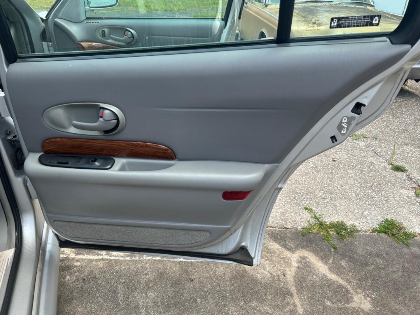 2002 Buick LeSabre (1G4HP54K624) , located at 1758 Cassat Ave., Jacksonville, FL, 32210, (904) 384-2799, 30.286720, -81.730652 - *****$2900.00*****LOW MILEAGE***** 2002 BUICK LESABRE CUSTOM ONLY 82,459 MILES!!!!! 4-DOOR AUTOMATIC TRANSMISSION ICE COLD AIR CONDITIONING RUNS GREAT EXTRA CLEAN INTERIOR CALL US BEFORE IT'S GONE @ 904-384-2799 - Photo#15